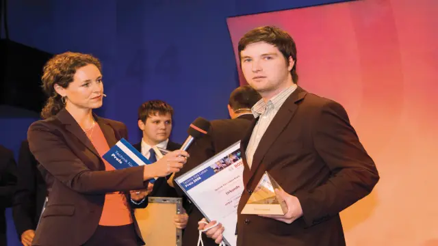 2008